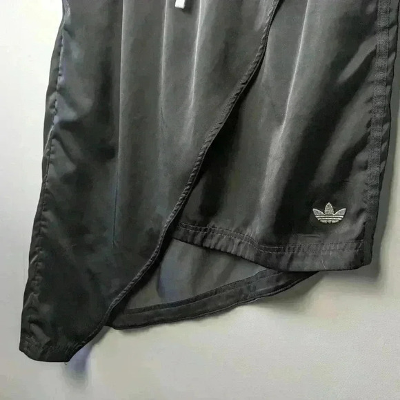 ADIDAS asymmetrical Black Glossy skirt Size medium in great used condition! - Picture 6 of 13